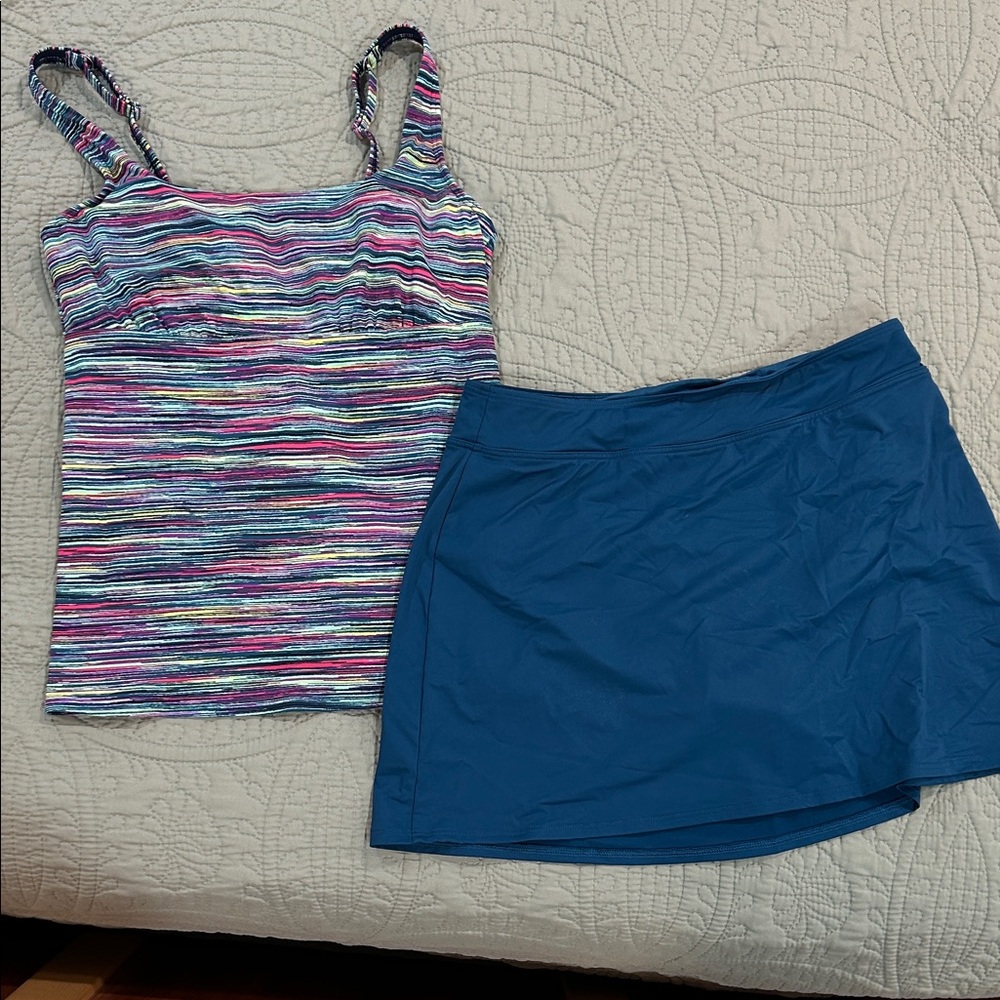 Lands End 2 piece swim suit with skirt. Size 10 long. Never worn